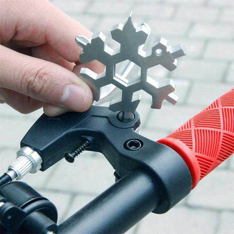 Frendorf | 18-in-1 Edelstahl Schneeflocken Multi-tool