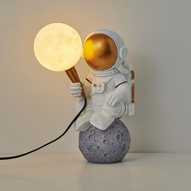 Frendorf | CosmoBuddy Astronaut Wandlampe | Kreatives Design | Resin & ABS | LED Schlafzimmerlicht