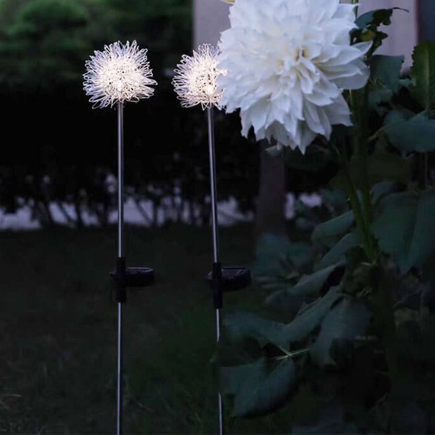Frendorf | Solaris GlowSphere Gartenleuchte | Aluminiumkugel | LED Solarlicht | Wasserdicht | Warmweiß oder Weiß