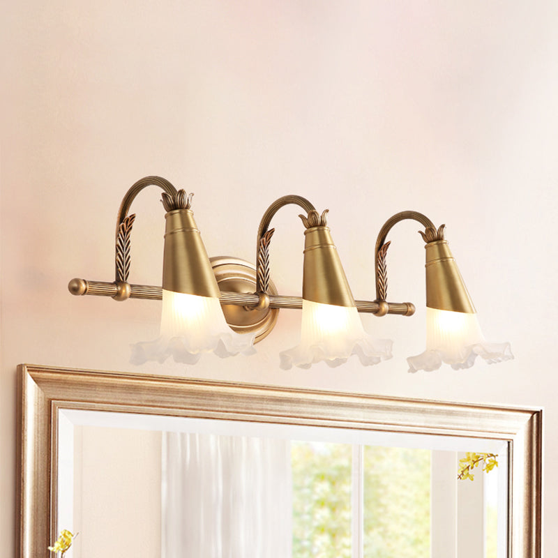 Frendorf | Gouden Kegel Vanity Verlichting Traditionele Witte Glas 1/2/3-Kops Badkamer Wandlamp met Sla Trim