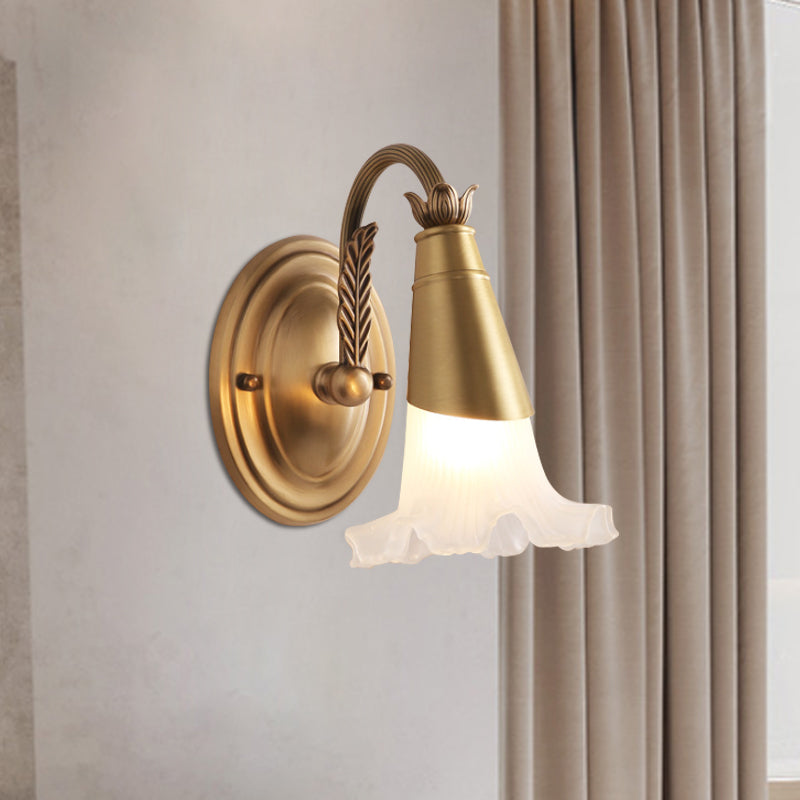 Frendorf | Gouden Kegel Vanity Verlichting Traditionele Witte Glas 1/2/3-Kops Badkamer Wandlamp met Sla Trim