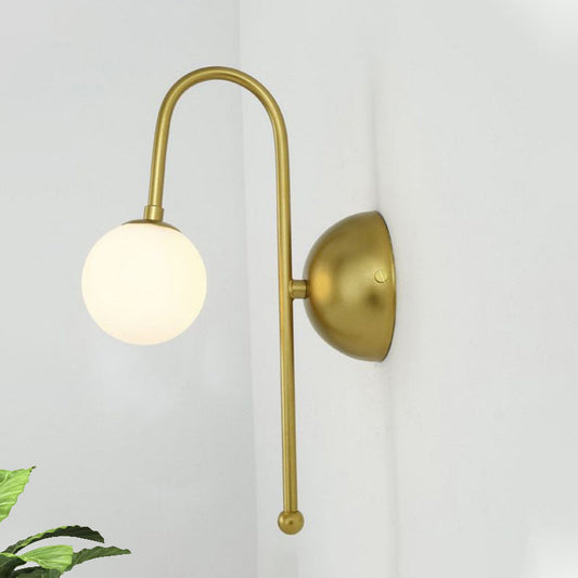 Frendorf | 1 Glühbirne Globus Wandmontierte Leuchte Modern Gold Opalglas Beleuchtung für das Wohnzimmer
