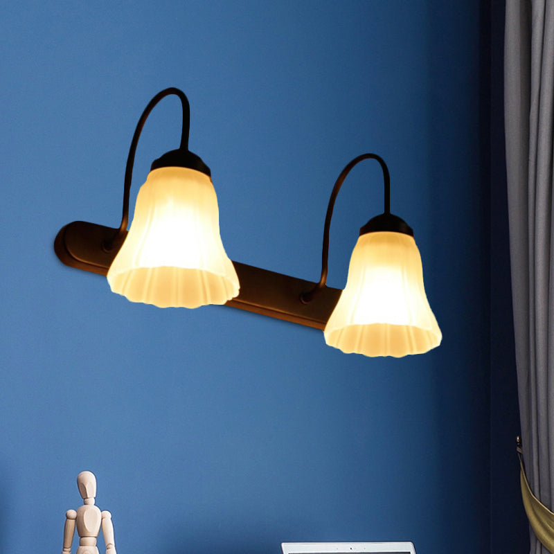 Frendorf | Frosted Textured Glass Zwarte Wand Sconces Verlichting Flared 2-Licht Industrieel Licht Armatuur