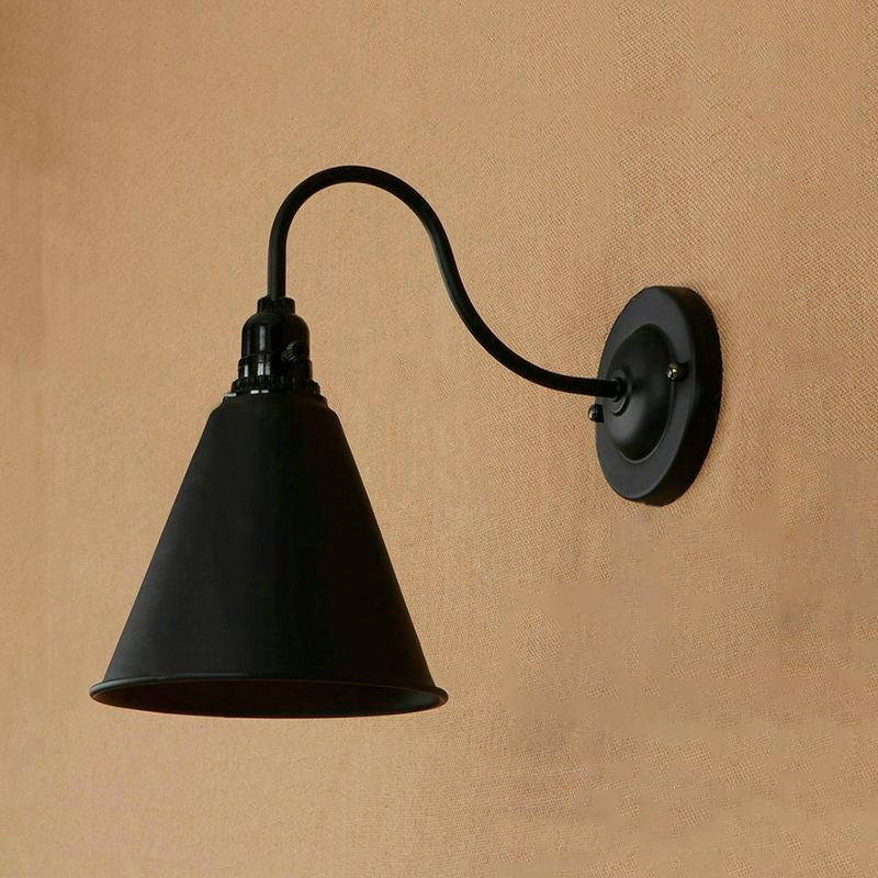 Frendorf | 1 Licht Geconfectioneerde Wandlamp met Stekkerkabel Industriële Zwarte Metalen Wandlamp voor Voordeur