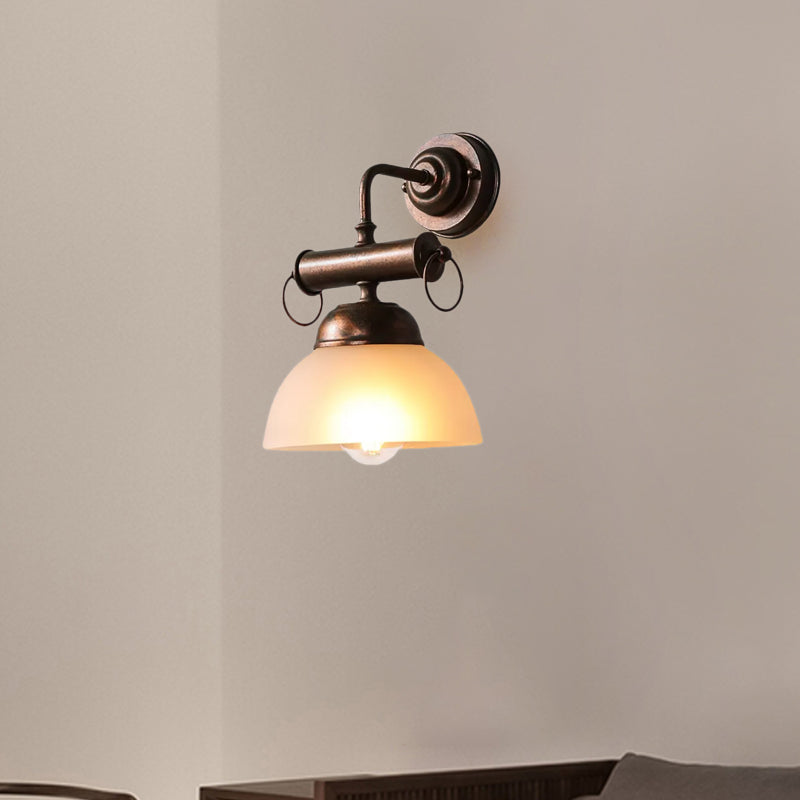 Frendorf | Rust One Light Wandleuchte Rustikales Opalglas-Dombeleuchtung für Esszimmer