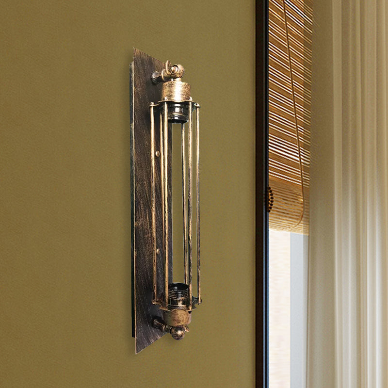 Frendorf | 1 Kopfs Wandlampe Beleuchtung Retro Industriell Linear Schmiedeeisen Wandleuchte mit Käfigschirm in gealtertem Messing