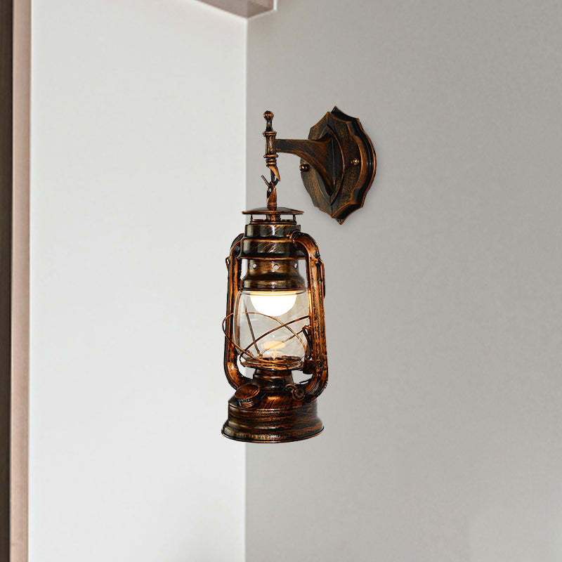 Frendorf | Eine Wandlampe mit einem Laternen-Schirm aus klarem Glas Küsten Badezimmer Wandleuchte in Antik Kupfer
