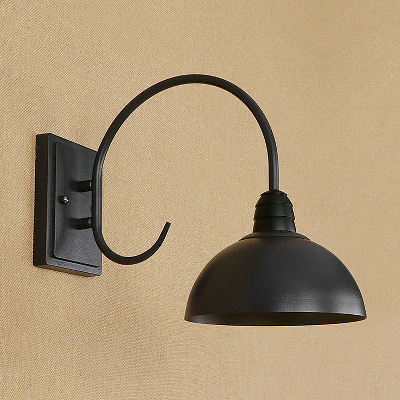 Frendorf | 1 Kopf Wand Sconce Retro Kuppelschirm Metall Sconce Lichtfixture mit gebogenem Arm in Schwarz