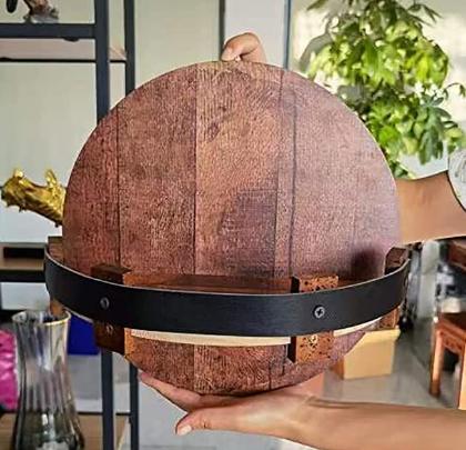 Frendorf | Bourbon Whiskey Barrel Regal - Rustikale Barzubehör