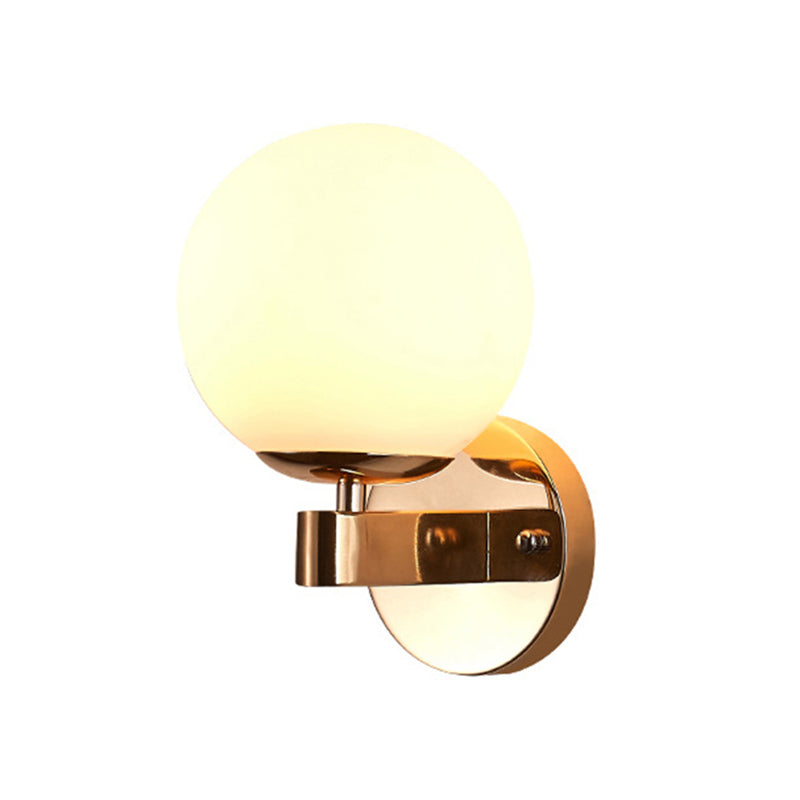 Frendorf | Chrome/Gouden Ronde Wandverlichting Industriële Opal Glas 1 Licht Slaapkamer Wandlamp Fixture