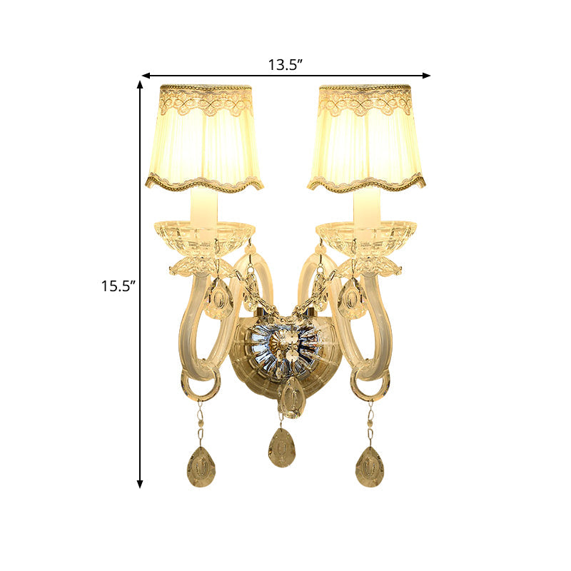 Frendorf | 1/2-Licht Kerzen Wandlamp Traditionelle Weiße Oberfläche Klare Kristall Wandlicht mit Geschwungenem Fass Faltenstoffschirm