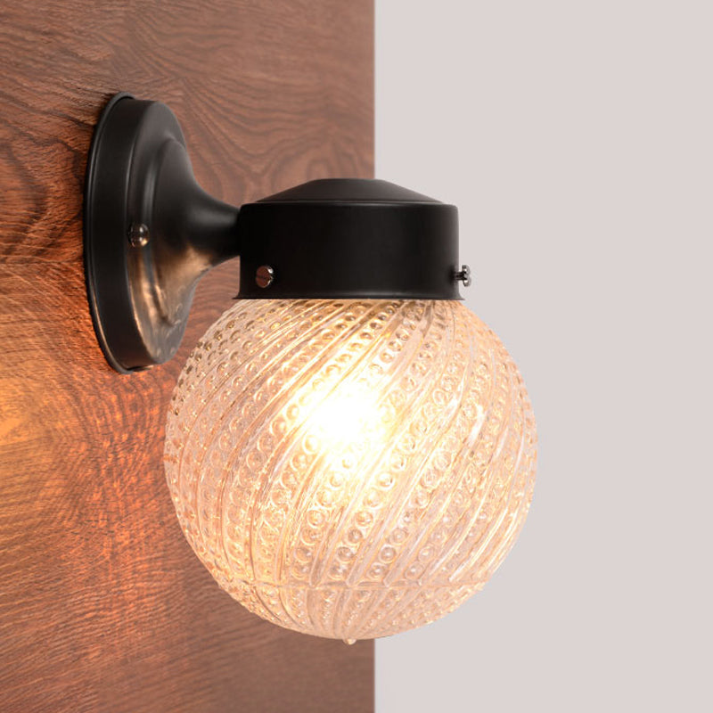Frendorf | 1 Licht Passage Wandverlichting met Globe Ruitjes Glazen Kap Moderne Zwart/Witte Wandlamp Fixture