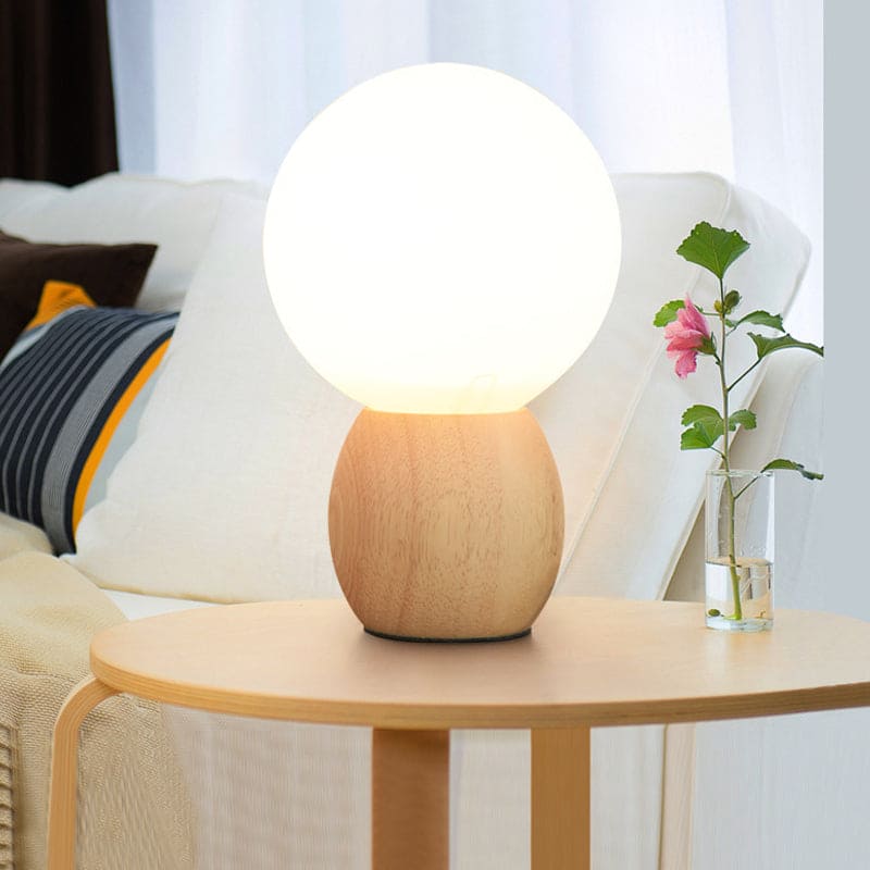 Frendorf | SoftLume Elegante Stehlampe – Natürliches Holz & Runde Glasschirm