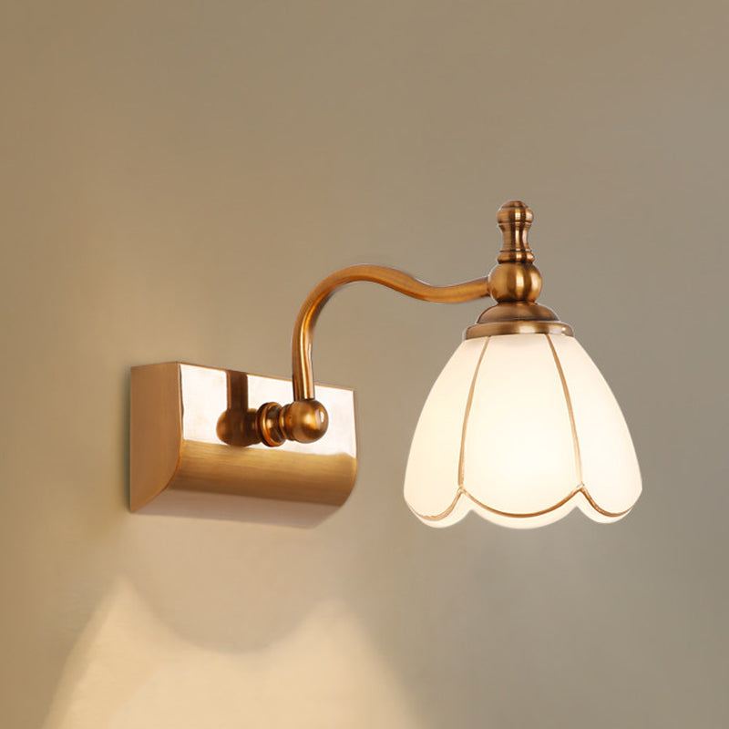 Frendorf | Blumen Ivory Glas Schminklichter Kolonialstil 1/2/3-Glühbirnen Badezimmer Wandmontierte Beleuchtung in Gold