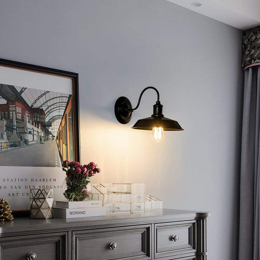Frendorf | 1 Glühbirne Wandbeleuchtung mit Scheunenlampe Metall Vintage Stil Restaurant Wandleuchte Licht in Schwarz