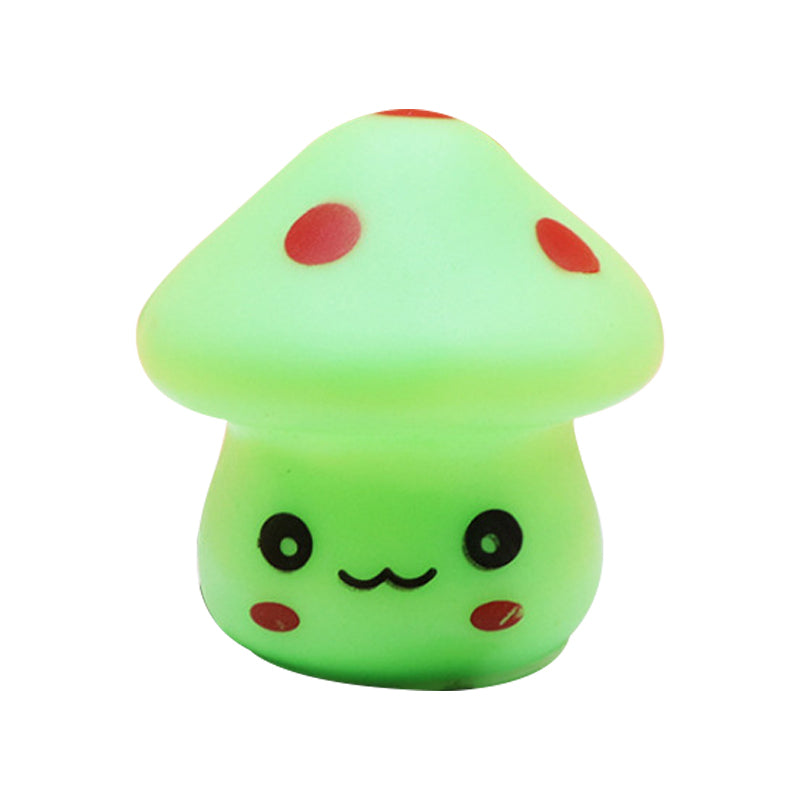 Frendorf | Mini Mushroom Plug-in Nachtlicht Cartoon Kunststoff Nursery LED Wandleuchte in 7 Farben Licht, Weiß/Rot/Blau