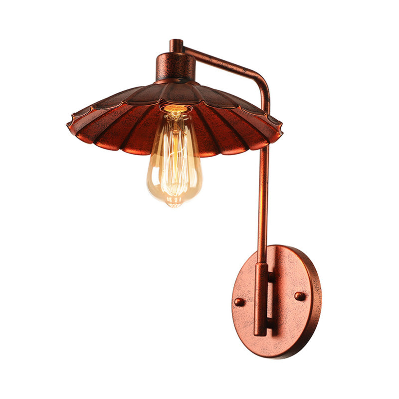 Frendorf | Scalloped Shade Bedside Sconce Wand verlichting Vintage stijl Metallic 1 licht Zwart/Roest Wandlamp met gebogen arm