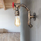 Frendorf | Leuchte aus Eisen mit freiliegender Glühbirne im Farmhouse-Stil, 1 Kopf, Wandmontage für den Flur in Bronze
