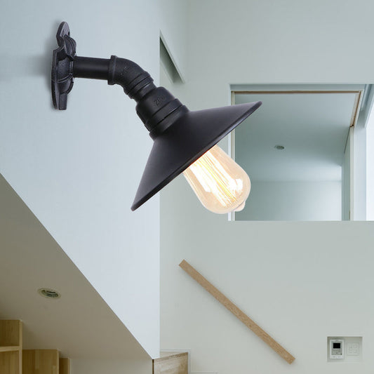 Frendorf | Gebogene Pijp Metalen Wandlamp industrieel Stil 1 Kop Gang Wandlamp Sconces met Conische Shade in Zwart