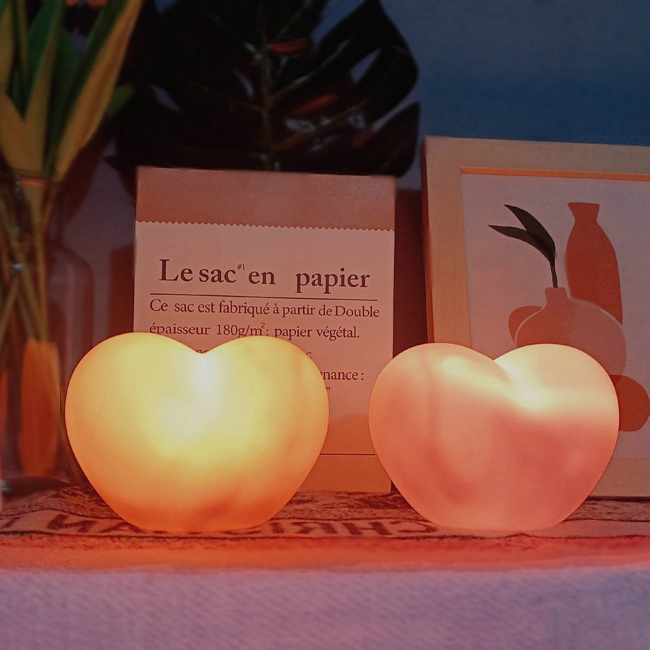 Frendorf | LuvSphere Silikon LED Nachtlicht | Herzförmiges Design | Tischlampe | Warmes Stimmungslicht | Dekorativ