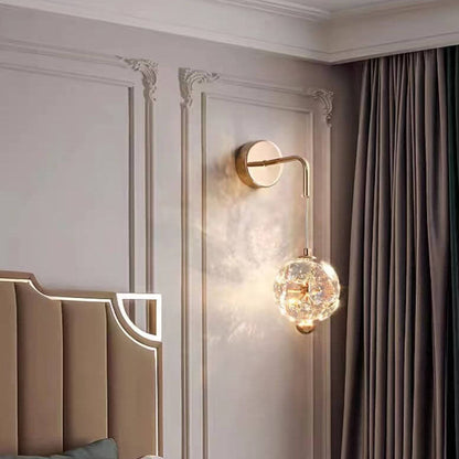Frendorf | Crystalyn Wandleuchte | Moderner Luxus | Kristall-LED-Design | Dimmbares Licht für Schlafzimmer