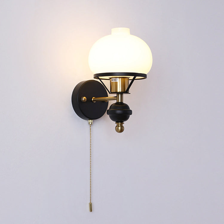Frendorf | GeoLuxe Französische Geometrische Wandlampe | Eisen & Glas | 1-Licht Design für Wohnzimmer