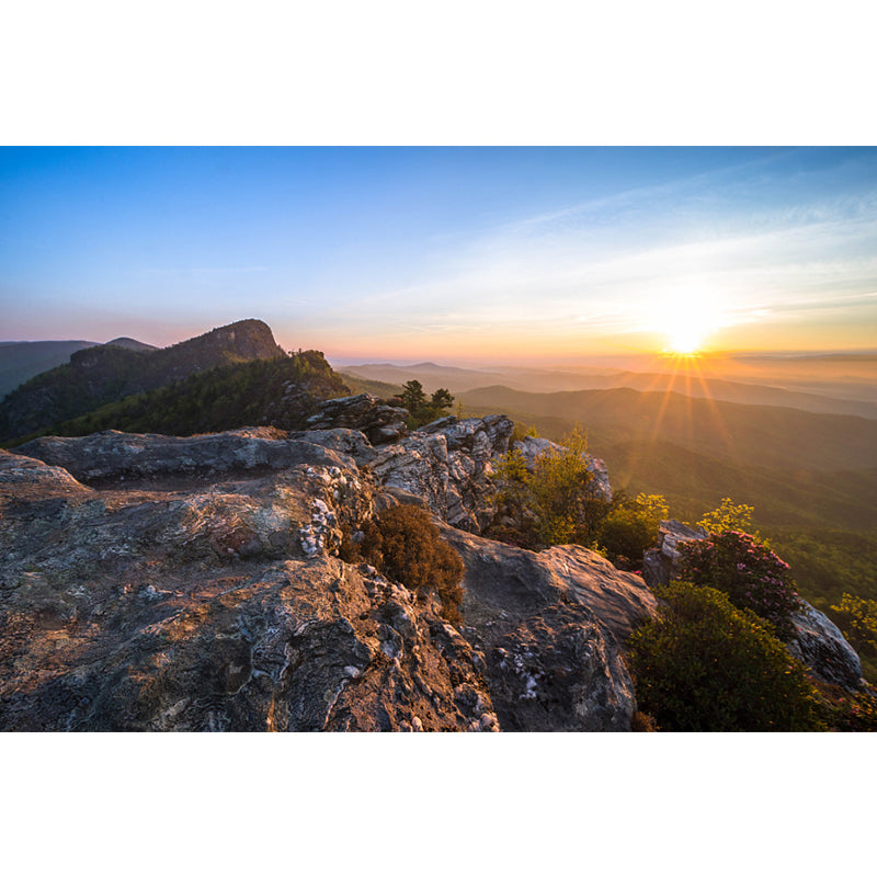 Frendorf | Benutzerdefinierter Fotodruck Moderner Wandbehang mit Sonnenaufgangsblick von Rock Peak Muster in Braun