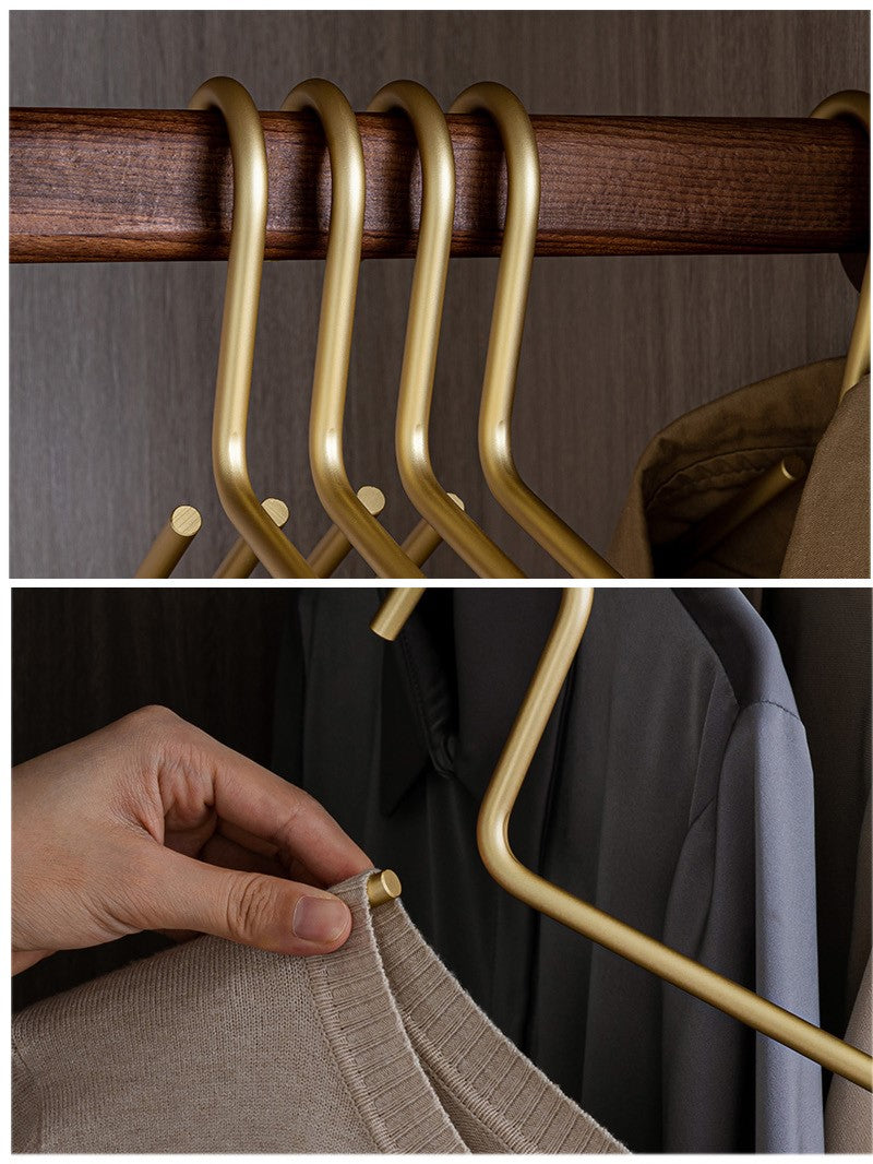 Frendorf | HangerLux Kleiderbügel Set aus Metall | Mattgold oder Silber | Nahtloser Kleiderschrank-Organizer | 5-teilig