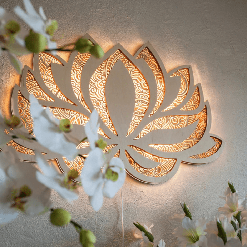 Frendorf | Handgefertigte Mandala Wandleuchte aus Holz