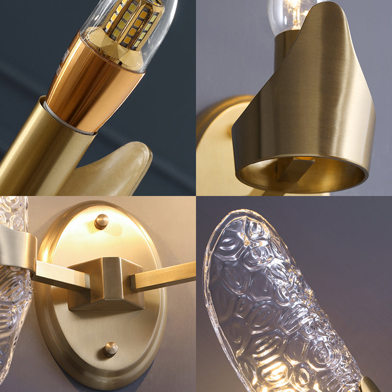 Frendorf | 1/2-Birnen Exponierte Wandbeleuchtung Zeitgenössische Texturierte Glas Wandleuchte in Messing für das Esszimmer