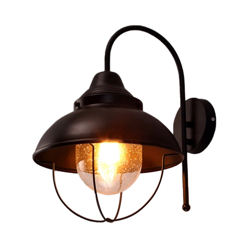 Frendorf | Farmhouse Dome Wandlamp 1 Licht Metaal Wandverlichting met Kooi en Gezaagd Glazen Kap in Zwart