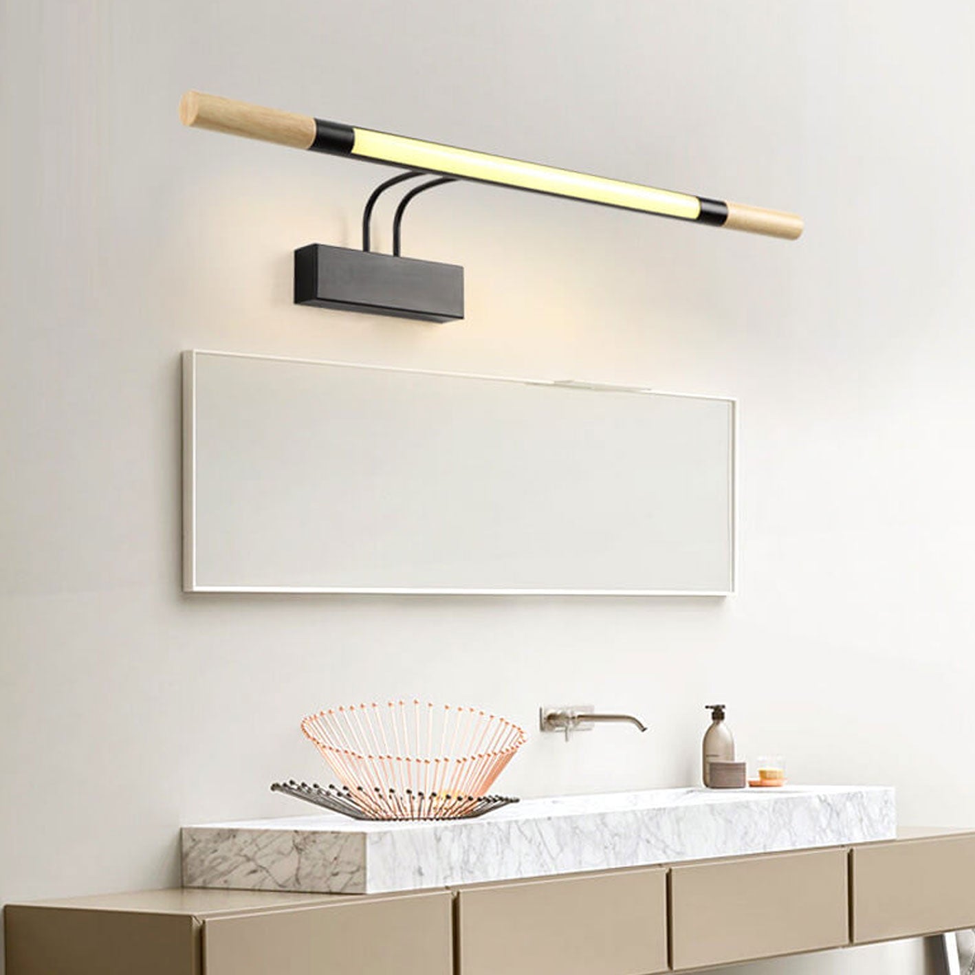 Frendorf | Arkluma Nordic LED Wandleuchte | Massivholz | Geschwungener Arm | Warmes oder Weißes Licht