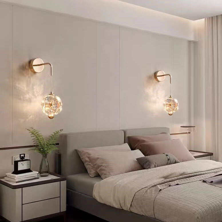 Frendorf | Crystalyn Wandleuchte | Moderner Luxus | Kristall-LED-Design | Dimmbares Licht für Schlafzimmer