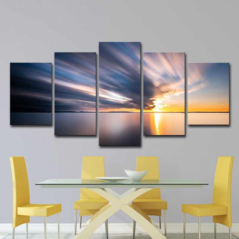 Frendorf | Moderne Wandkunst Momentaufnahme von Wolke über ruhigem Meer in Blau für Esszimmer