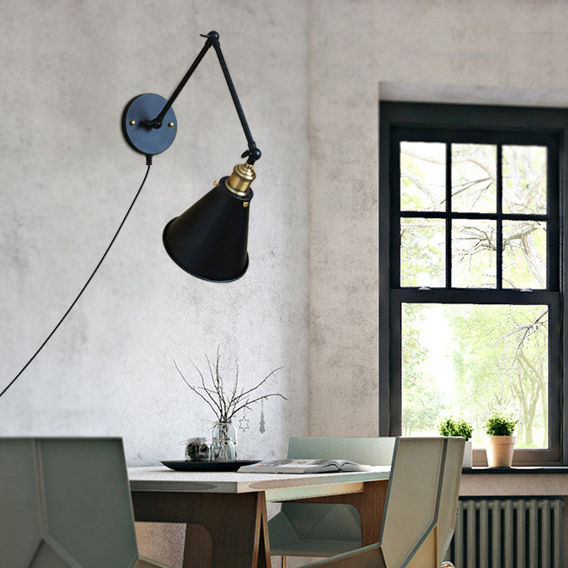 Frendorf | Vintage Getaperde Wandlamp 1 Peertje Metallische Wandlamp Met Draaiarm in Zwart Voor Eetkamer