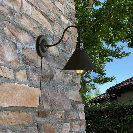 Frendorf | Retro stilvolle konische Wandbeleuchtung 1 Glühbirne Metall Stecker-Sconce Lampe mit Schwanenhalsarm in Mattschwarz für die Veranda