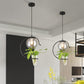 Industrielle Globe Metall Hängeleuchte 1 Leuchte Milchweiß/Rauchgrau Glas LED Pendelleuchte in Schwarz/Gold