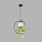Industrielle Globe Metall Hängeleuchte 1 Leuchte Milchweiß/Rauchgrau Glas LED Pendelleuchte in Schwarz/Gold