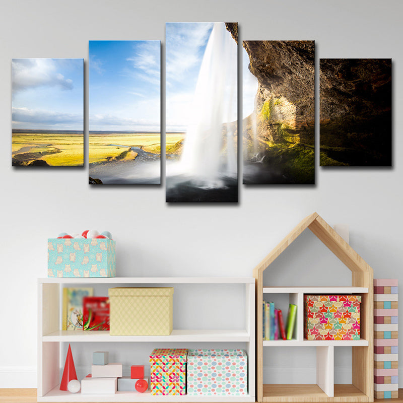 Frendorf | Lichtblauwe Landschap Muurdecoratie Waterval Uitzicht van Binnen Moderne Multi-Piece Canvas