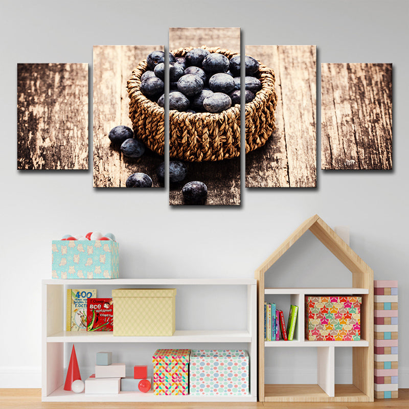 Frendorf | Fotografie Mand met Blauwe Bessen Canvas Kunst voor de Eetkamer, Bruin, Meerdere Stukken