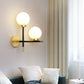 Frendorf | 2-Birnen Milchglas Wandleuchte Modern Schwarze Doppelte Kugel Wohnzimmer Wandlampe mit Kreuzdesign