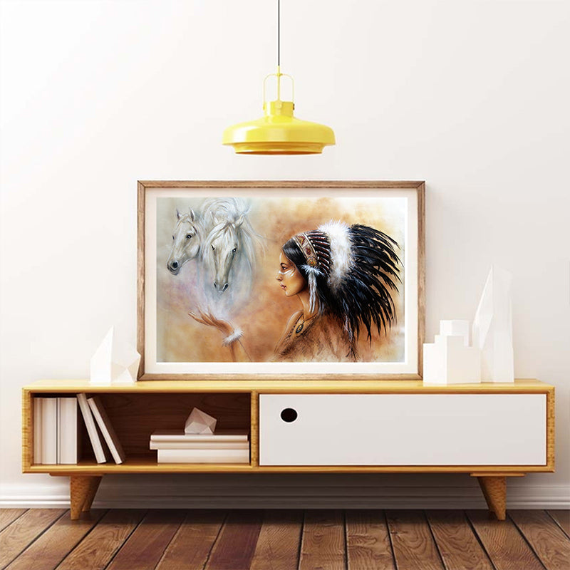 Frendorf | Canvas Textuur Muurkunst Moderne Indische Vrouw und Pferd Gemälde in Orange und Weiß