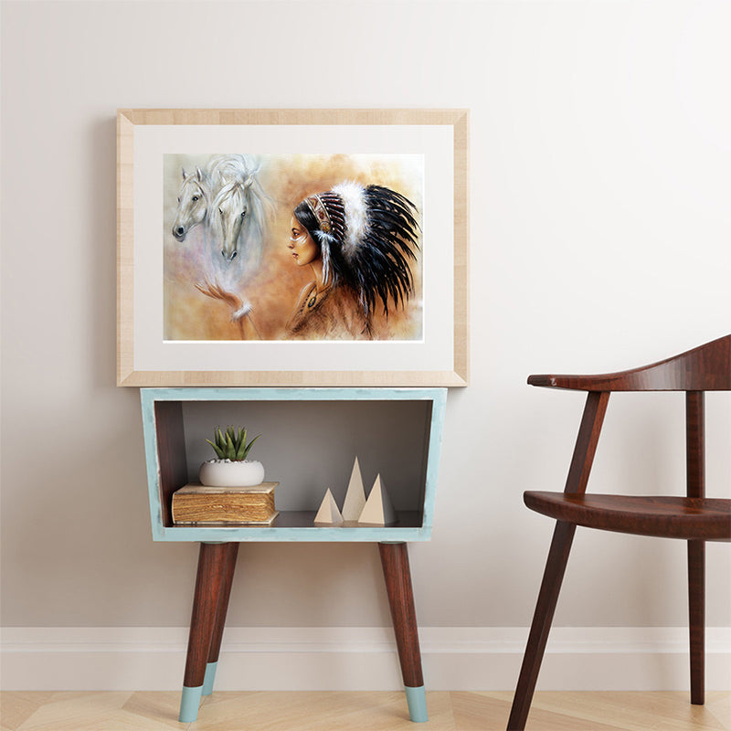 Frendorf | Canvas Textuur Muurkunst Moderne Indische Vrouw und Pferd Gemälde in Orange und Weiß