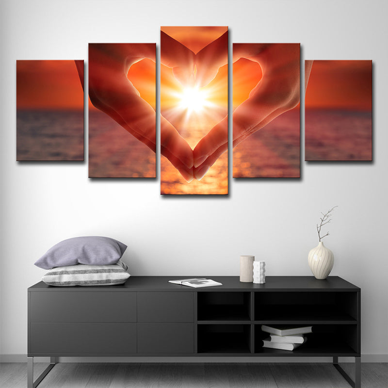 Frendorf | Zonsondergang Hart Handen Wandkunst Print Modernistisch Multi-Stuk Canvas in Bruin voor Slaapkamer