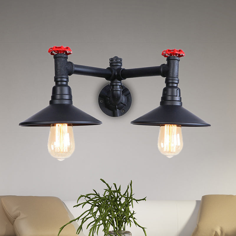 Frendorf | 2 Glühbirnen Wandleuchte Industriestil Kegelschirm Metall Wandbeleuchtung mit Ventilrad und Rohr in Schwarz