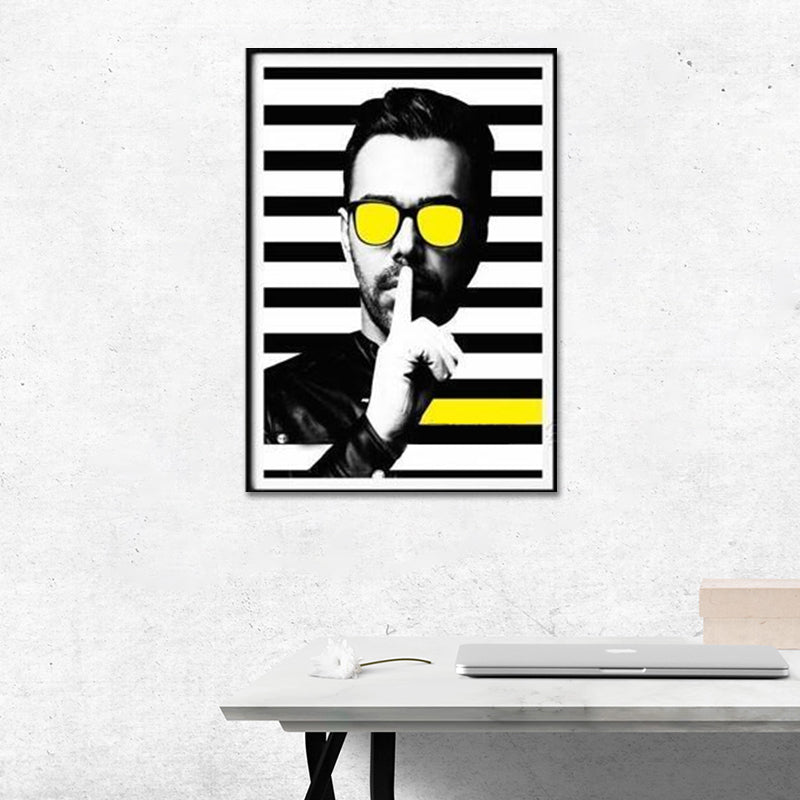 Frendorf | Schwarze Stille Geste Wandkunstfigur Moderne Neuheit Texturierte Leinwanddruck für Zuhause