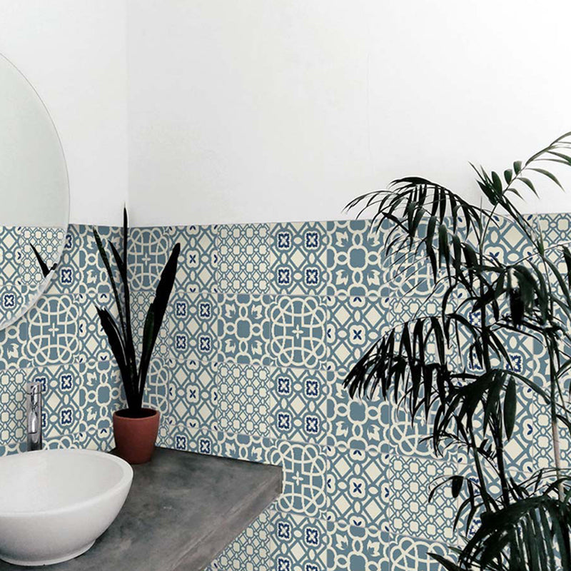 Frendorf | Geometrische Peel-Wandpaneele Boho-Chic Betoverende Bloemenprint Wandbekleding in Blauw, 3,5' x 8"