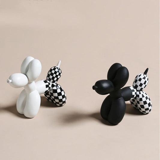 Monochrome Ballonhund