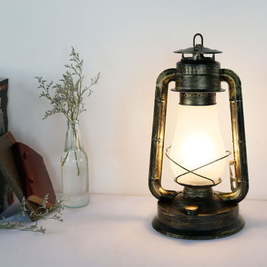 Frendorf | LuxeLume Retro Kerosin Tischlampe | Nostalgische Öllampe | 1-flammige Deko-Laterne