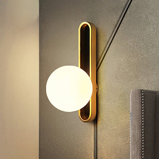 Frendorf | Industrielle Kugel Wandleuchte 1 Licht Klar Dimpled/Weiß Glas Wandschalter Beleuchtung mit rechteckiger Rückplatte